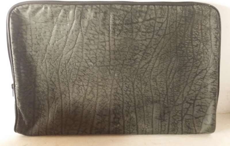 Elephant hide Zip Around Laptop Bag 42 x 29 cm