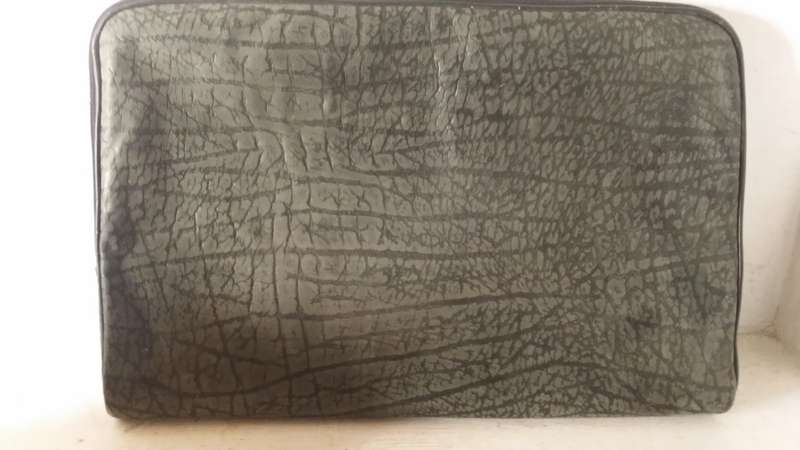 Elephant hide Zip Around Laptop Bag 42 x 29 cm