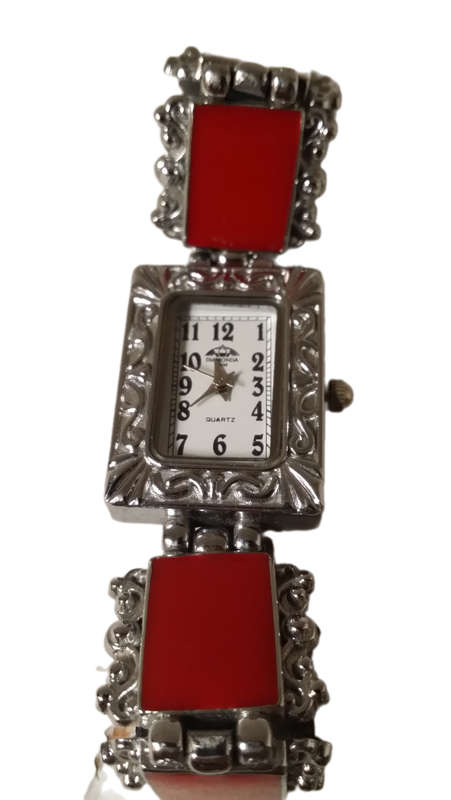Watches -   Ladies Watch in working condition