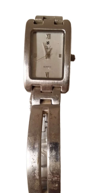 Watches -   Ladies Watch in working condition
