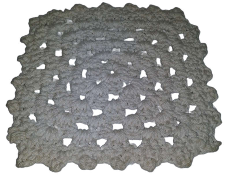 Crochet  Table Cloth 22 cm x 22 cm