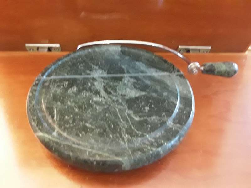 Green Marble Cheese Cutter 19 cm