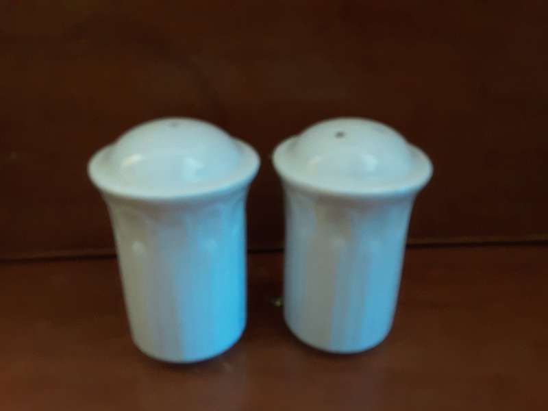 Salt and Pepper Shaker set