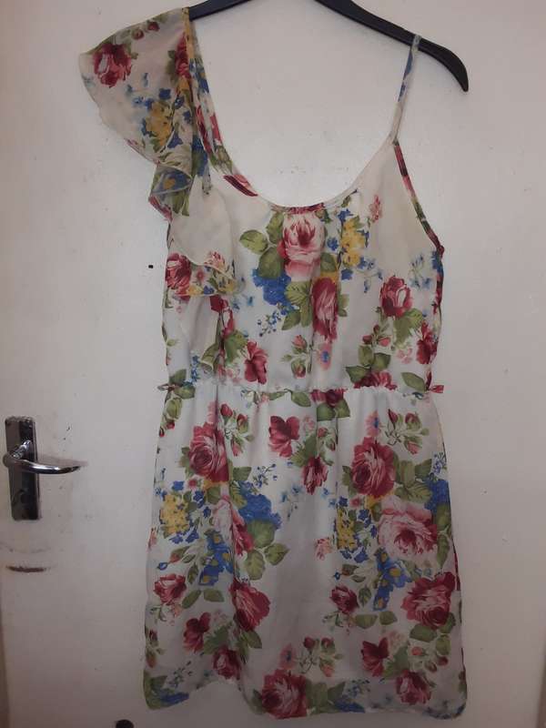 Clothing : Women`s Top