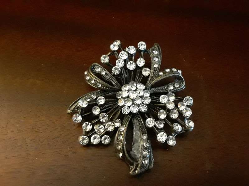Brooch
