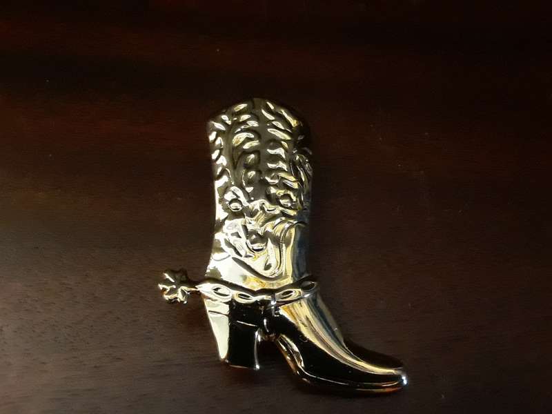 Brooch