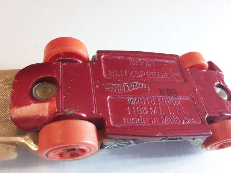 Hotwheels Blitz Speeder 2015 Mattel 1186 MJ