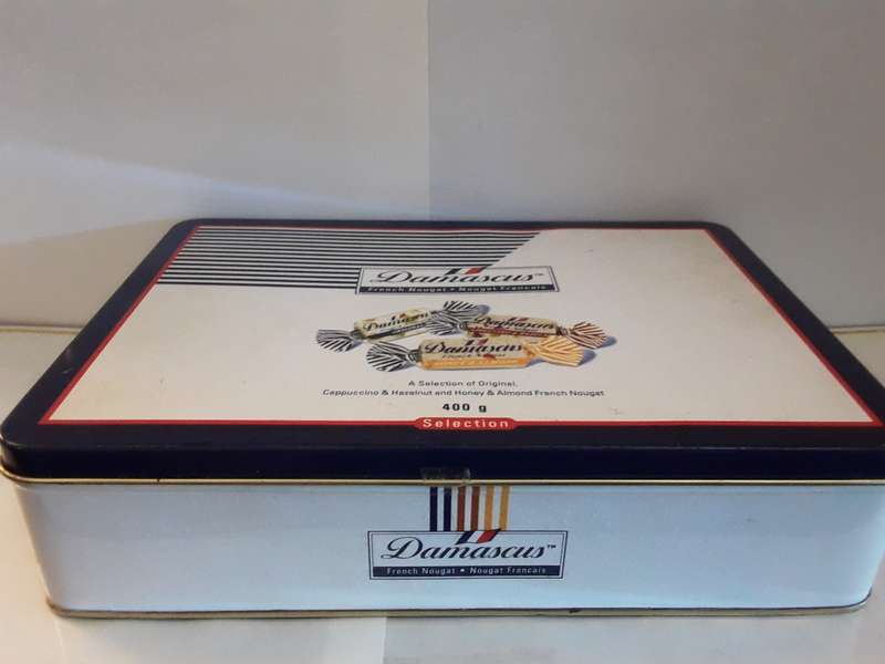 Damascus tin 25 x 18 x 6 cm