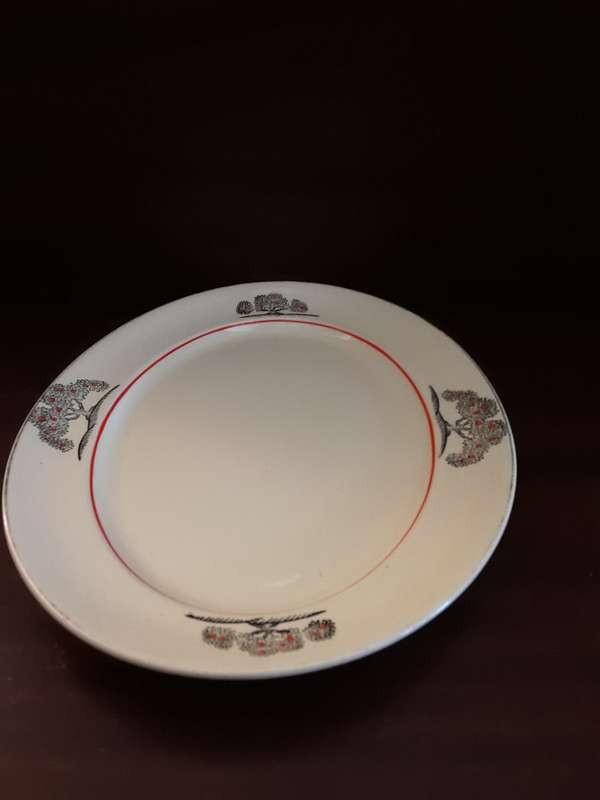 Victorian Johnson Bros England Serving Oval Platter 30 x 24 cm