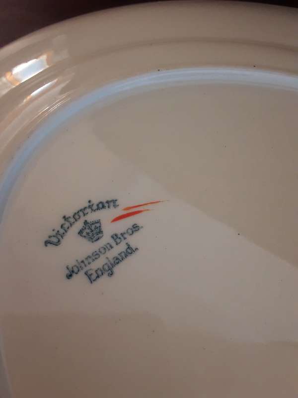 Victorian Johnson Bros England Serving Oval Platter 30 x 24 cm