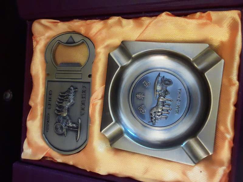 Gift set Ashtray and Bottle Opener