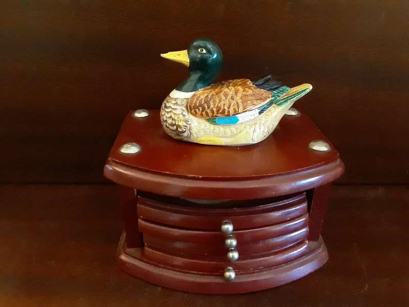 Wood and cork Coaster set with Duck