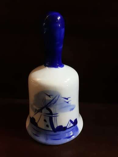 Delft Hand Painted Bell 13 x 7 bcm