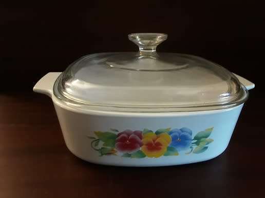 Corning ware Corningware USA Flower Design  Lidded Dish 20 cm x 20 cm x 6 cm