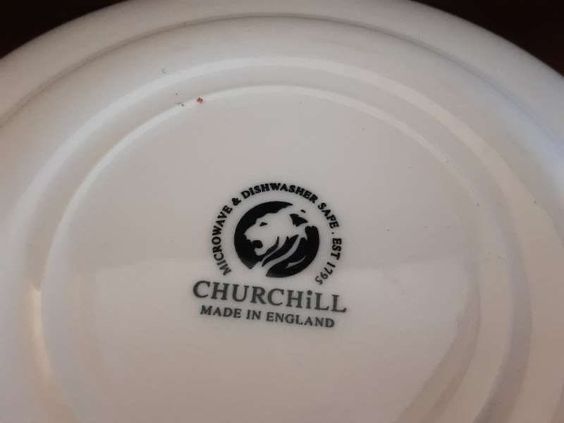Blue and White Churchill England plate  17 cm