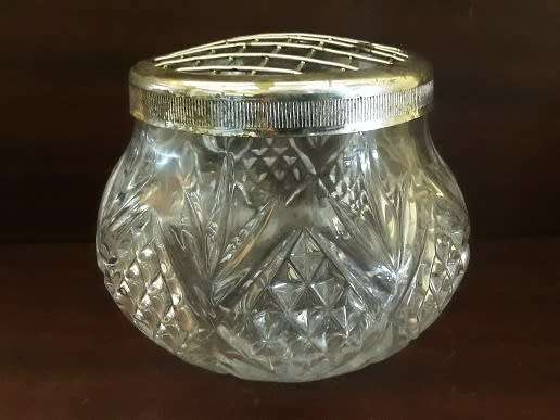Crystal Cut Glass Vase 11cm x 14cm