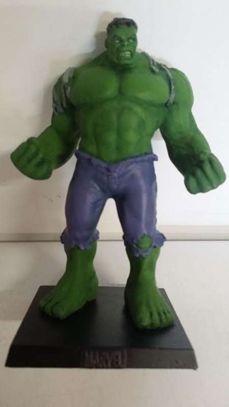HULK MARVEL FIGURINE COLLECTION