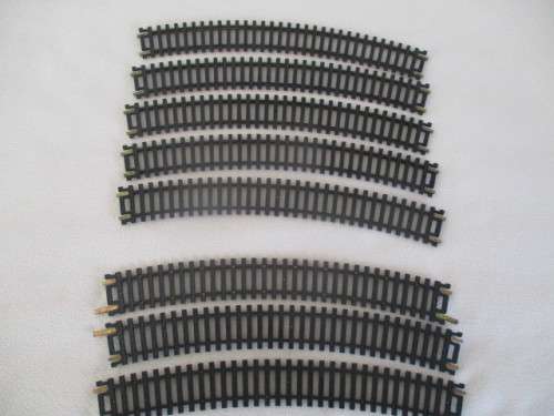 Railway Tracks. Mixed tracks ! 5x Tyco & 3x Atlas railway tracks. Unboxed. Good condition.