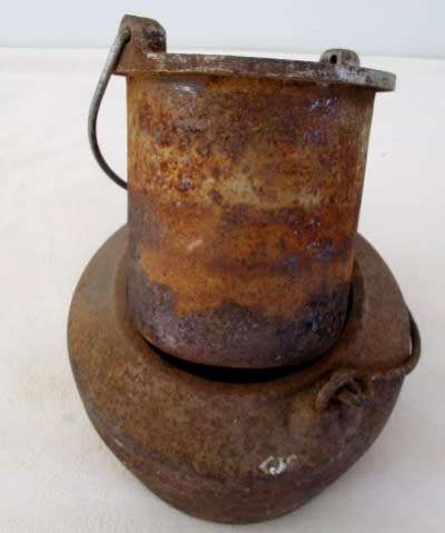 Vintage Kenrick 1 pint Carpenters Glue Pot. Complete. Vintage condition.
