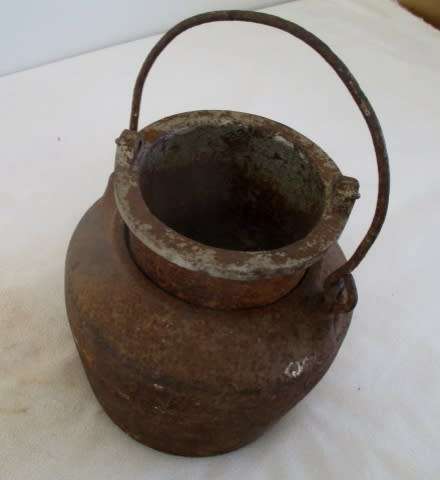 Vintage Kenrick 1 pint Carpenters Glue Pot. Complete. Vintage condition.