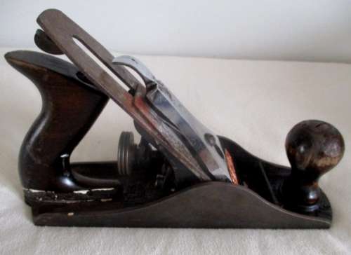 Vintage item ! Stanley Bailey No 4 Smoothing Plane.  Made in England