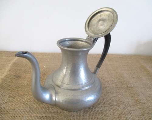 Rare..Cornish Pewter Hand Hammered T/Pot by J Dixon & Sons England For Carmichael & Evans Cape Town