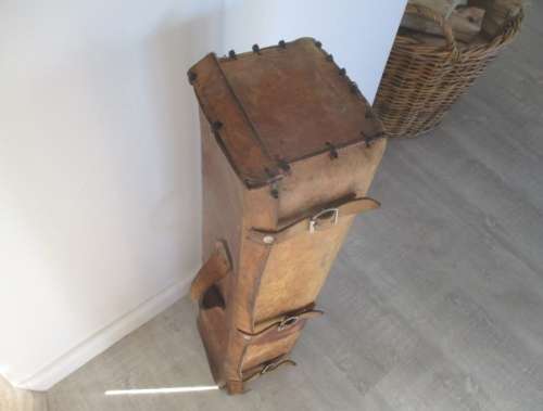 Look At This....Large Vintage Genuine Leather Case    Padded Inside    With Buckles & Straps