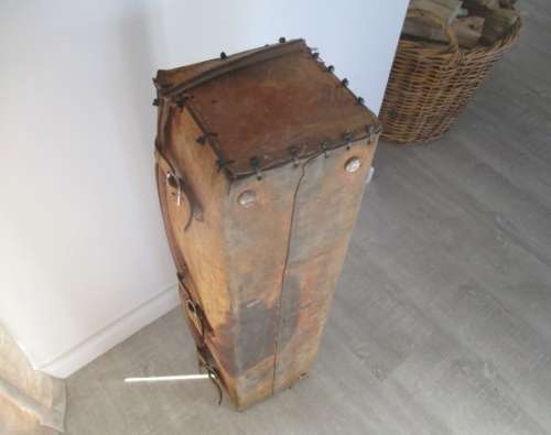 Look At This....Large Vintage Genuine Leather Case    Padded Inside    With Buckles & Straps
