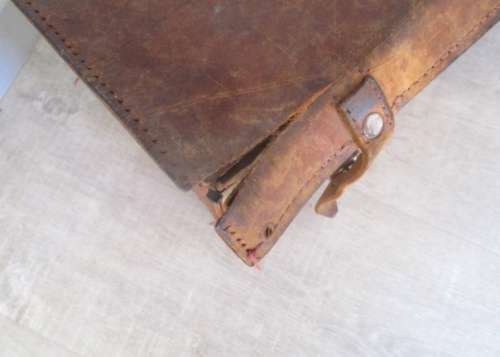 Look At This....Large Vintage Genuine Leather Case    Padded Inside    With Buckles & Straps