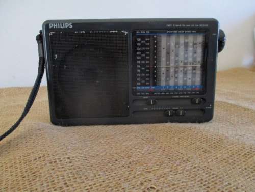 Vintage Philips D1875 12 Band FM MW LW SW Receiver Portable Radio   1987's  Netherlands
