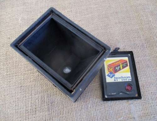 A Full Life And Nearly 90Year Old !!!!  Antique Agfa Box 44 6 x 9 Camera    1932   Germany