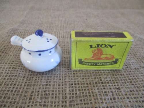 A Nice Cute Collection Of 7x Vintage Printer's Tray Ornaments
