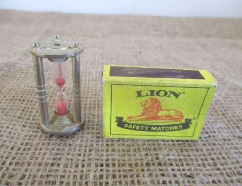 A Nice Cute Collection Of 7x Vintage Printer's Tray Ornaments