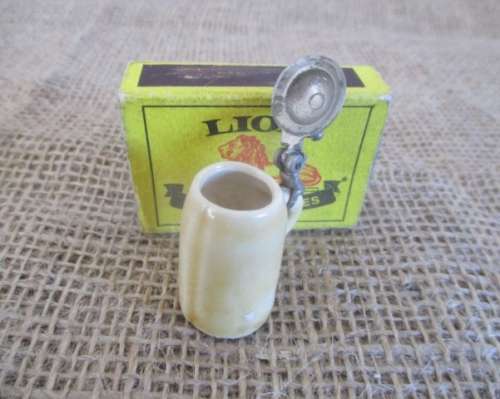 A Nice Cute Collection Of 7x Vintage Printer's Tray Ornaments