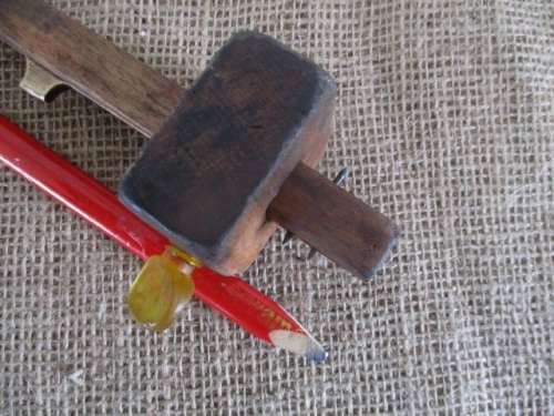 An Antique Wooden Carpenter's Adjustable Scribe With Brass Inlays & Carpenter Pencil