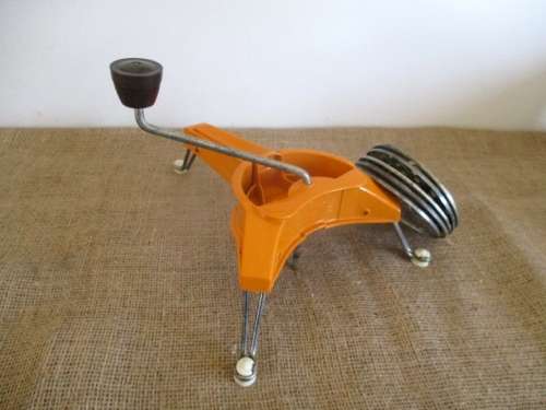 Vintage Mouli Julienne No 2 Slicer Grater Shredder  Complete Set Discs   France  Plastic