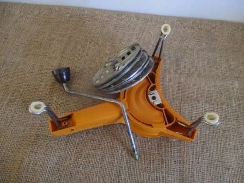Vintage Mouli Julienne No 2 Slicer Grater Shredder  Complete Set Discs   France  Plastic