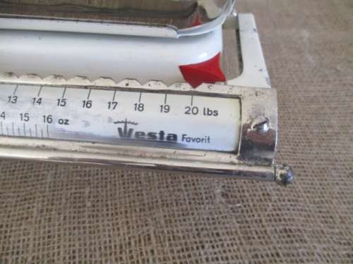 Vintage Vesta Favorit Kitchen Scale         1940 - 1950      Made in West Germany