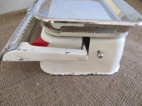 Vintage Vesta Favorit Kitchen Scale         1940 - 1950      Made in West Germany
