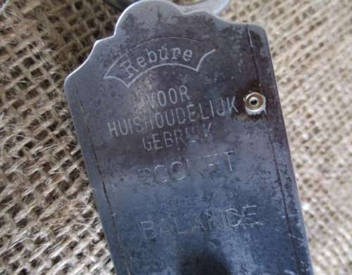 Vintage Rebure Pocket Balance Scale    0 - 25Kg      Germany      "Voor Huishoudelijk Gebruik"