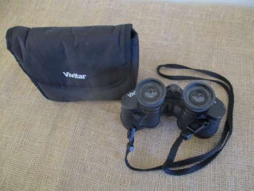 Vivitar 8 X 30mm Field 8.5 Binocular With Shoulder Strap & Two Lens Caps In Original Bag