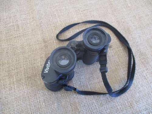 Vivitar 8 X 30mm Field 8.5 Binocular With Shoulder Strap & Two Lens Caps In Original Bag