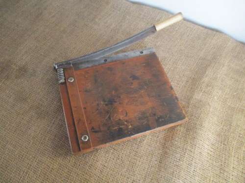 Rare !!! Antique/Vintage 7 Inch Desktop Guillotine Paper Cutter With Measuring Ruler On Wooden Base