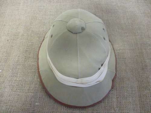 A Gorgeous Vintage Rhodesian Pith Helmet  Size 56  By Helmet Industries (Pty) Ltd  Bulawayo