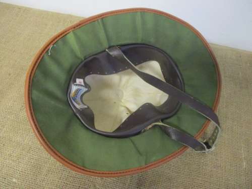 A Gorgeous Vintage Rhodesian Pith Helmet  Size 56  By Helmet Industries (Pty) Ltd  Bulawayo