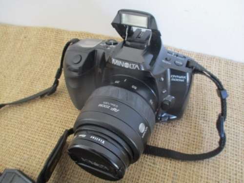 Incredible - Vintage Minolta Dynax 500si Camera With Many Valuable Accessories 1994  Mint Condition