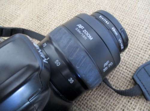 Incredible - Vintage Minolta Dynax 500si Camera With Many Valuable Accessories 1994  Mint Condition