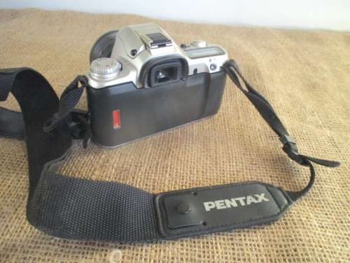 A Vintage Pentax MZ-50 Camera With Pentax 35-80 Lens    Assembled In Philippines