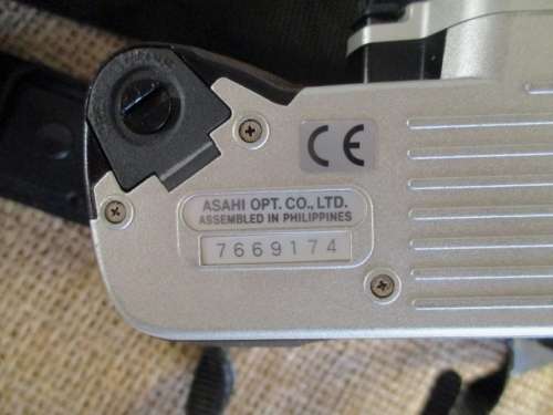 A Vintage Pentax MZ-50 Camera With Pentax 35-80 Lens    Assembled In Philippines