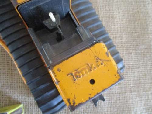 Vintage Metal Tonka T6 Bulldozer      1960's